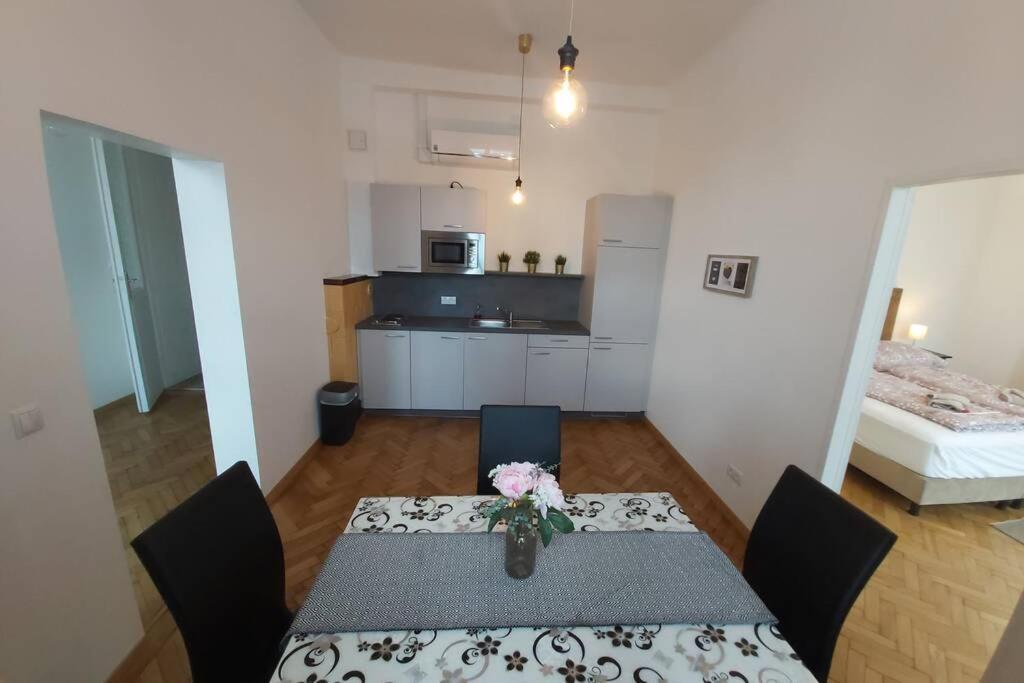 Lovely New 2 Bedroom Near Hannovamarkt Βιέννη Εξωτερικό φωτογραφία